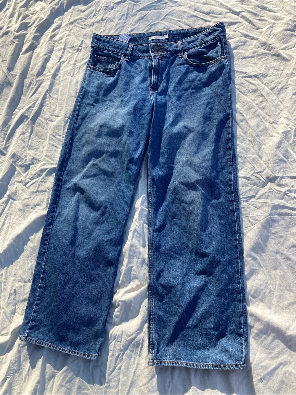 Levi’s Too Superlow Wide Leg jeans 32